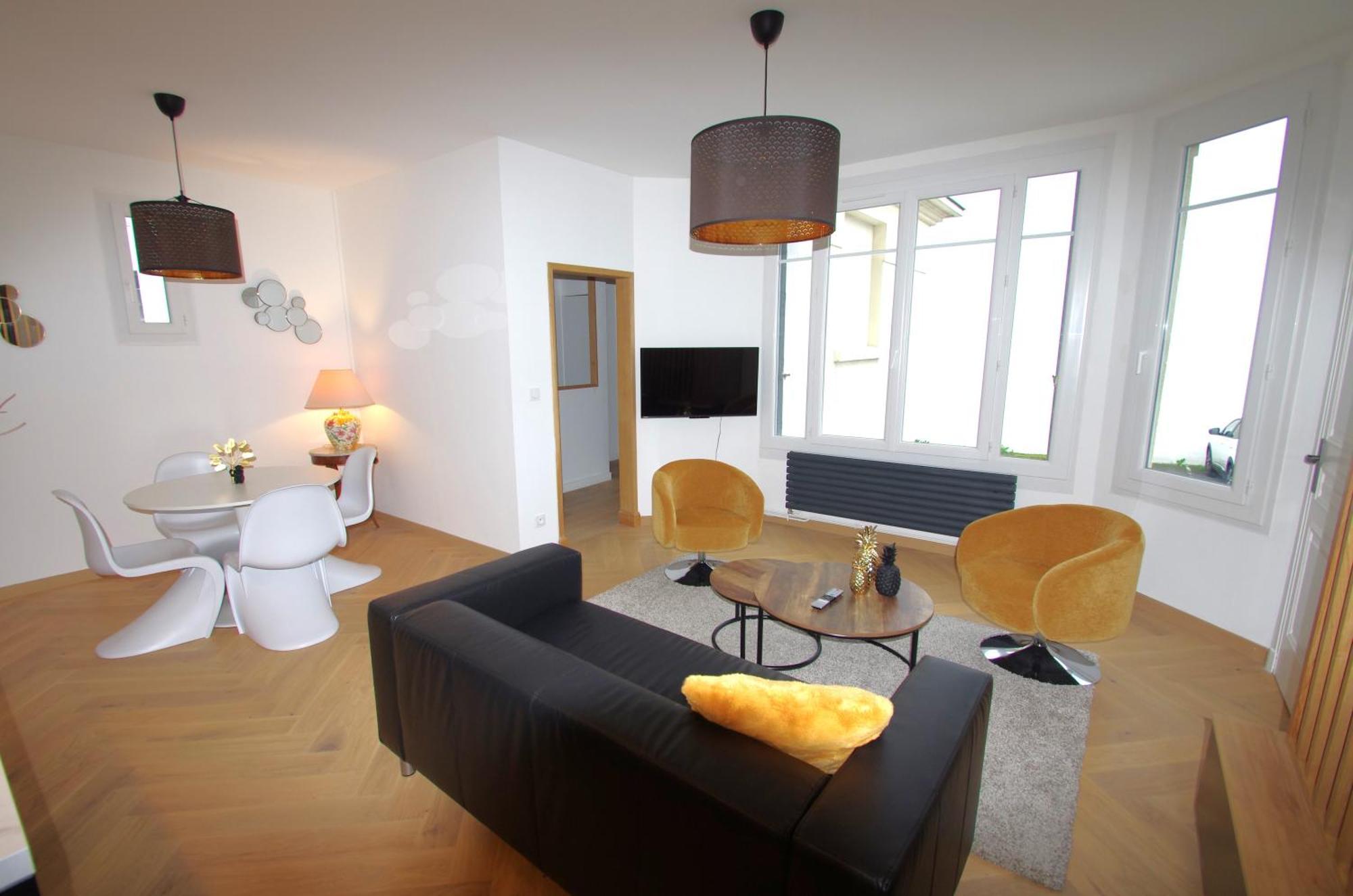 Le Charmant Tours Extérieur photo